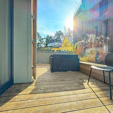 شقة Luxurylake Apartman