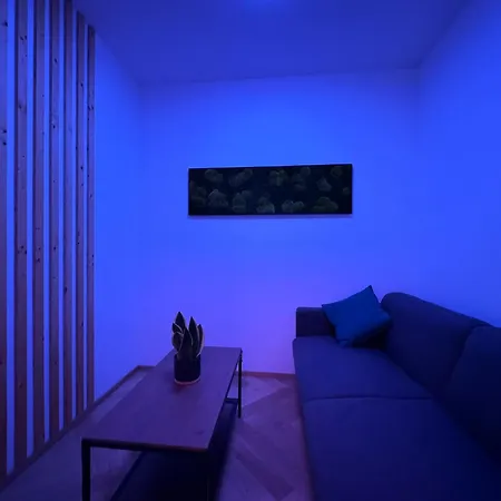 شقة Luxurylake Apartman
