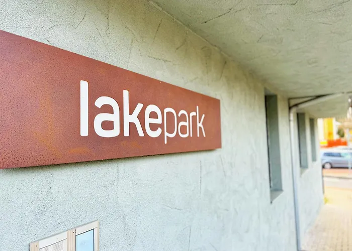 Apartament Luxurylake Apartman *