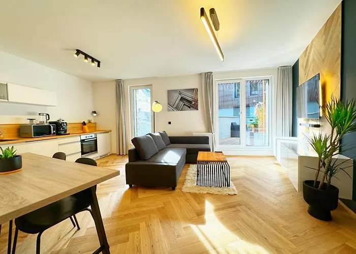 Luxurylake Apartman شقة